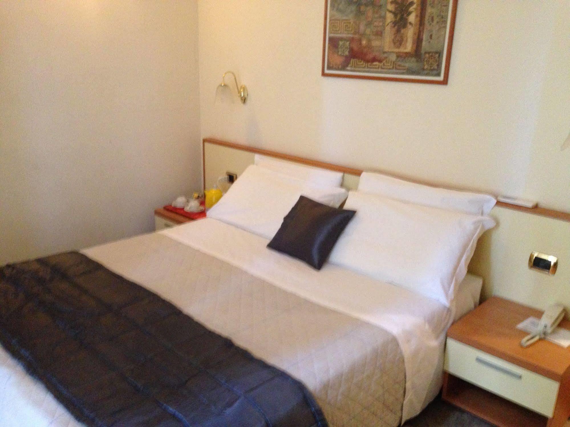 Hotel Angelica Florence Extérieur photo